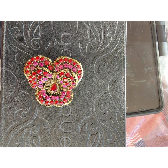 Signed Vintage Weiss Brooch Cluster Red Design Prong set  Pink & Red RHINESTONES - Picture 5 of 5